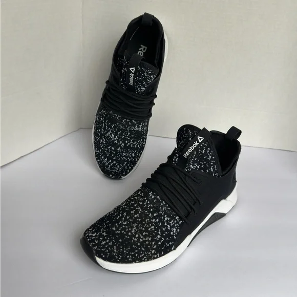 Reebok Shoes Reebok Guresu Women Sneakers Black Spot Mesh